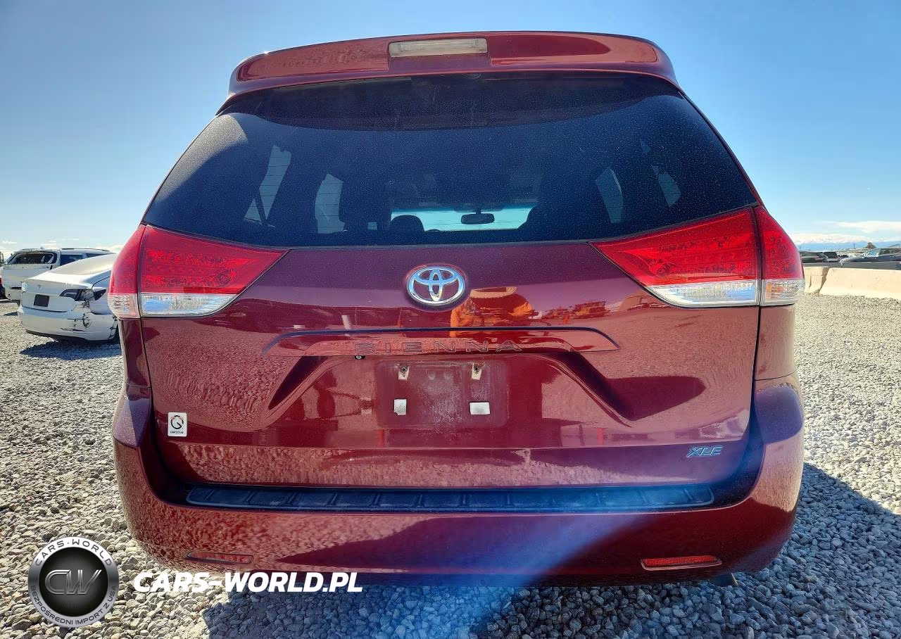 2012 Toyota Sienna Xle 8-Passenger VIN:5TDYK3DC1CS252358 - 6