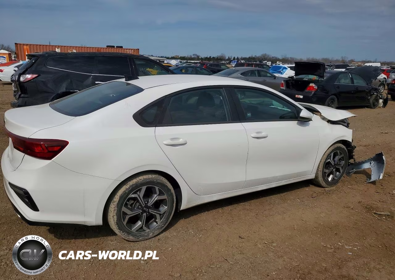 2021 Kia Forte Lxs VIN:3KPF24AD6ME336813 - 3