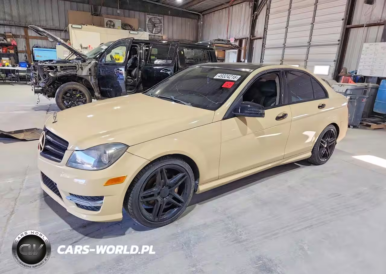 2013 Mercedes-Benz C 250