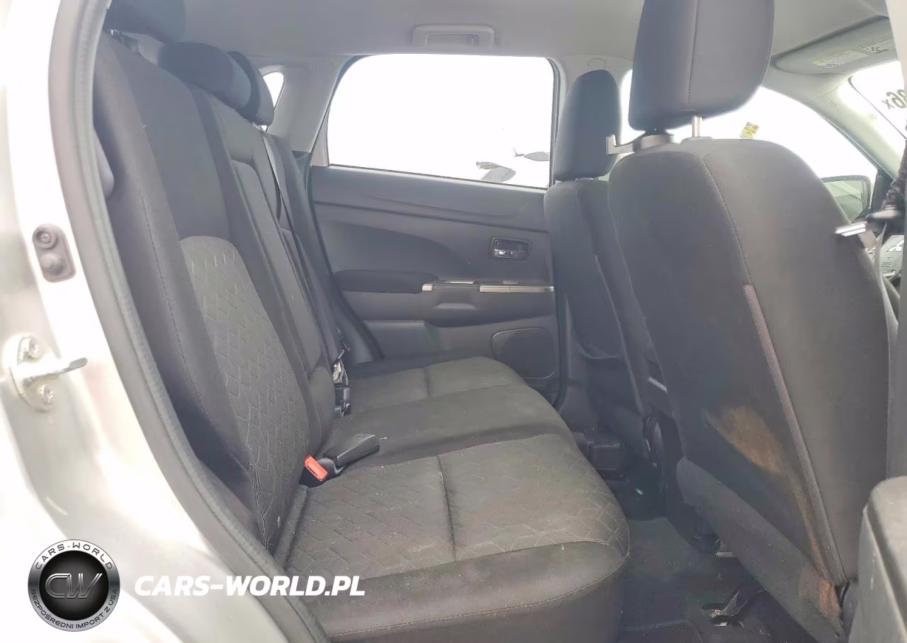2021 Mitsubishi Outlander Sport Es VIN:JA4ARUAU5MU008588 - 11