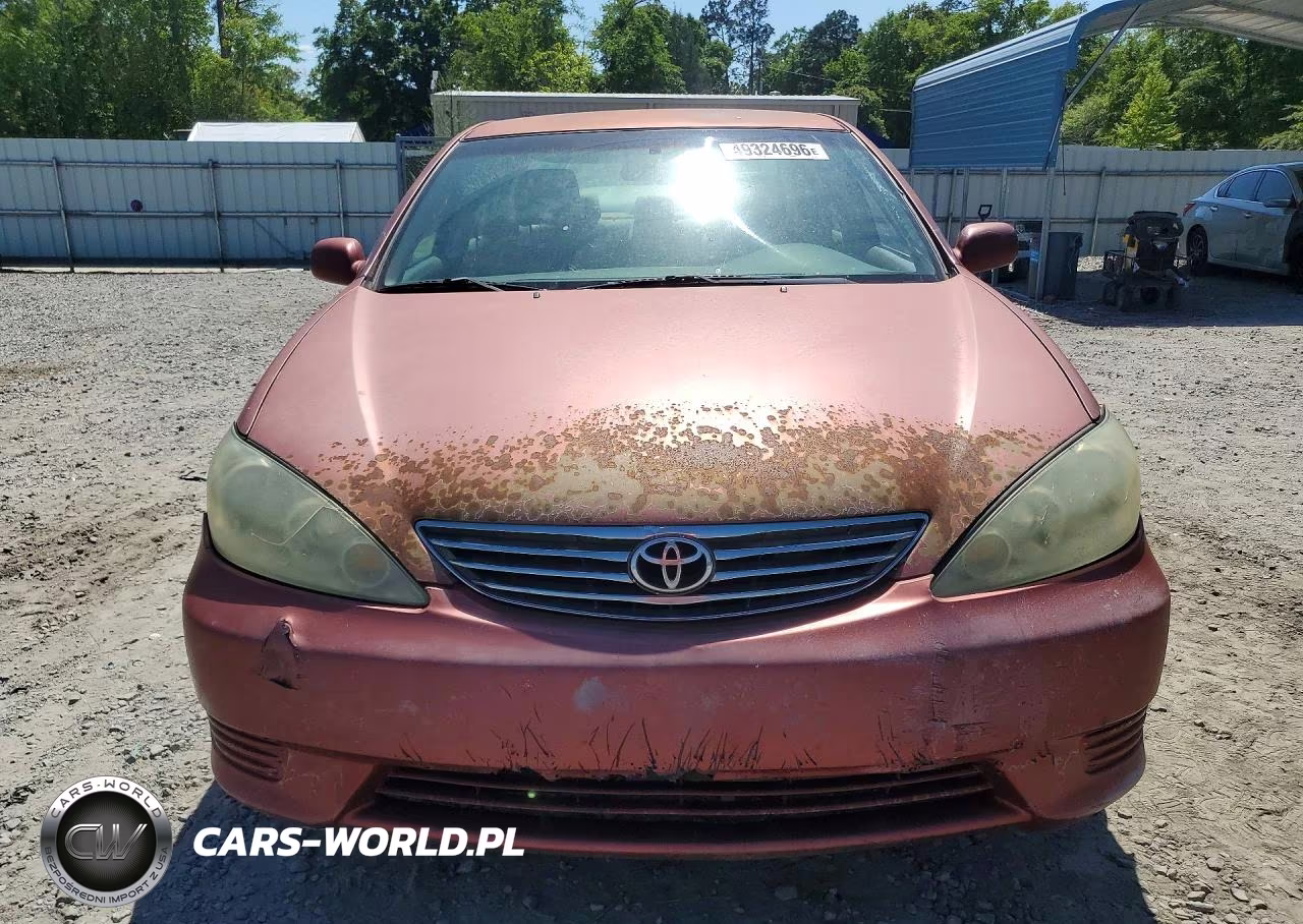 2005 Toyota Camry Le VIN:4T1BE32K35U402777 - 5