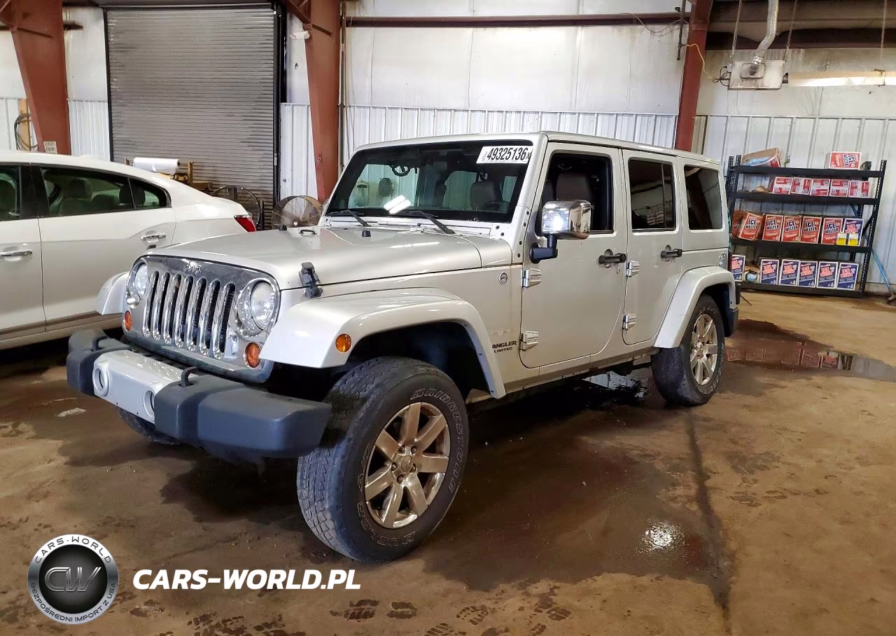 2012 Jeep Wrangler Unlimited Sahara