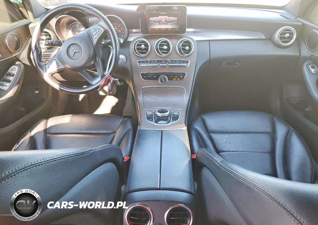 2018 Mercedes-Benz C 300 VIN:55SWF4JBXJU236561 - 8