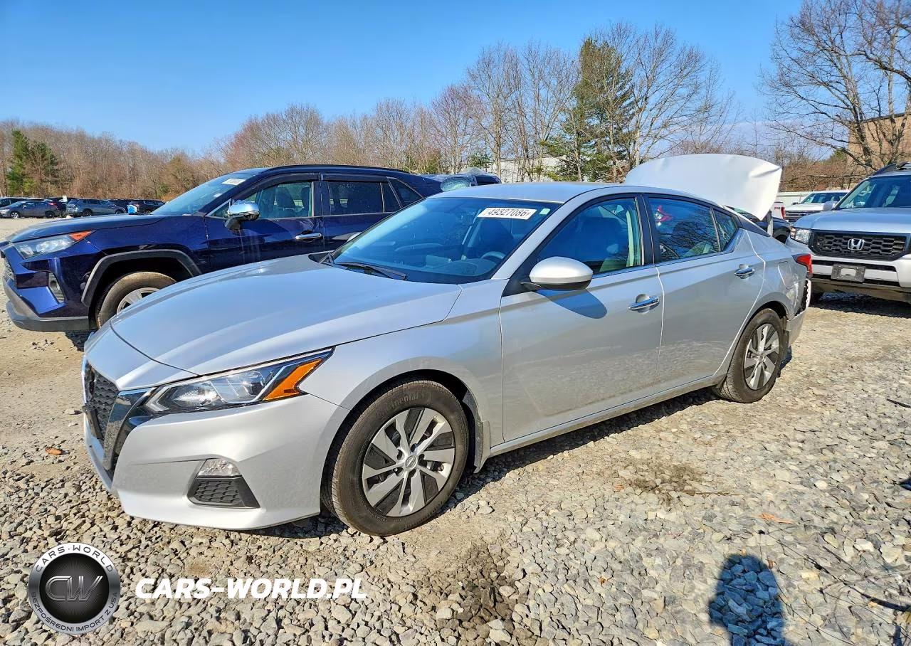 2019 Niss Altima