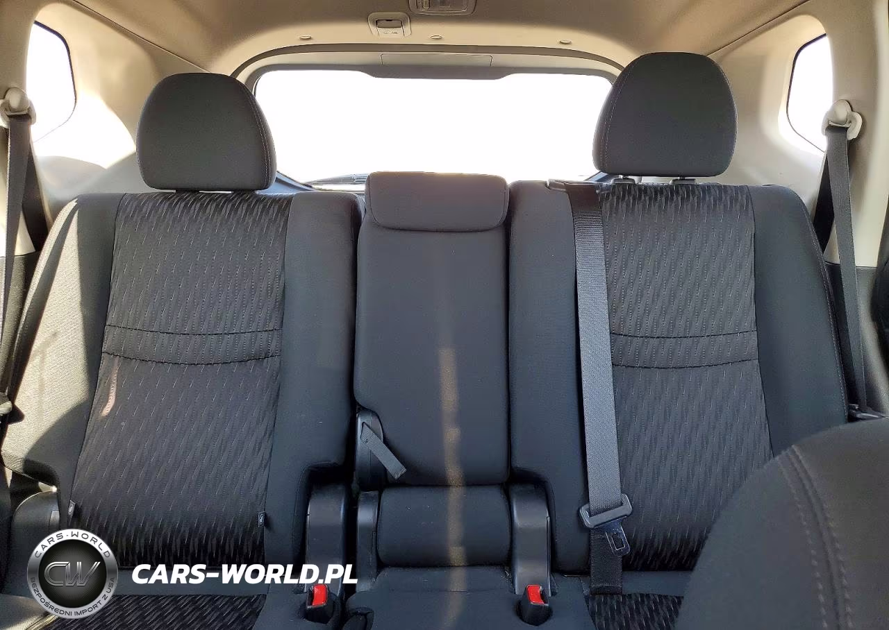 2020 Nissan Rogue S VIN:5N1AT2MTXLC723039 - 10