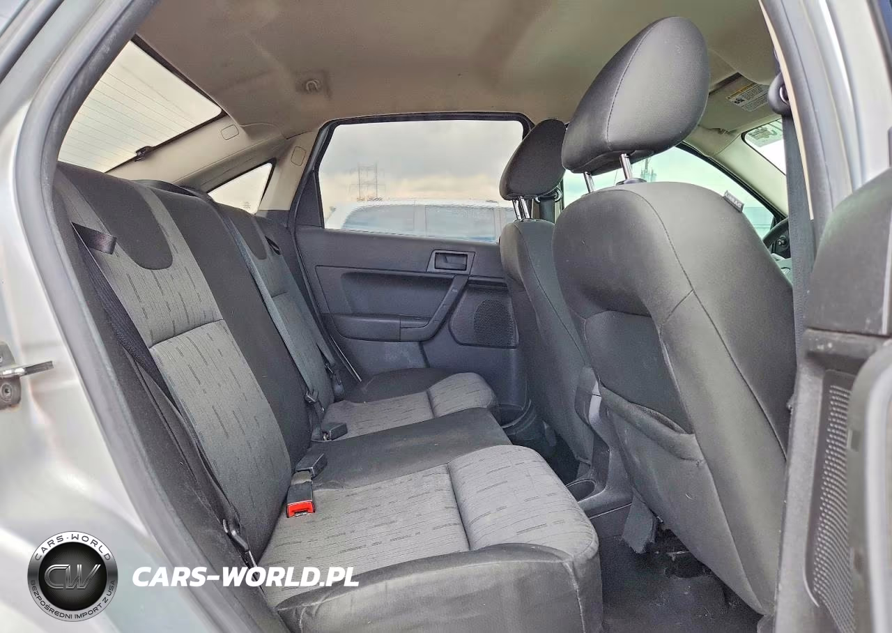 2008 Ford Focus Se VIN:1FAHP35N78W255246 - 10