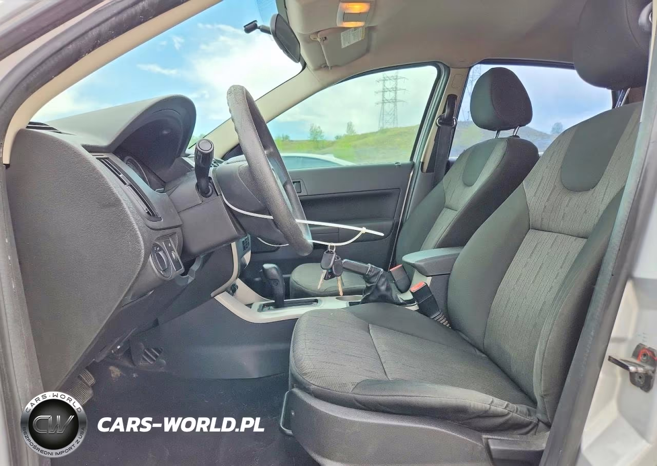 2008 Ford Focus Se VIN:1FAHP35N78W255246 - 7