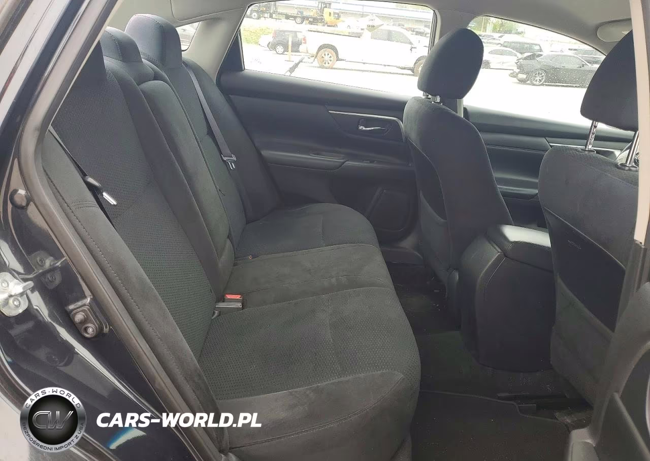 2015 Nissan Altima 2.5 VIN:1N4AL3APXFN889674 - 10