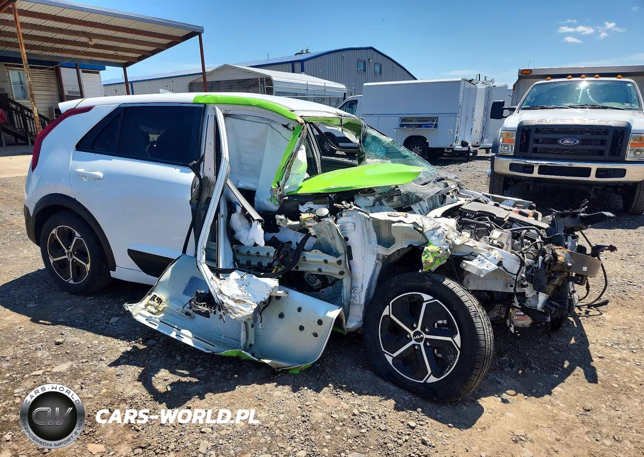 2024 Kia Niro Lx VIN:KNDCP3LEXR5189404 - 4