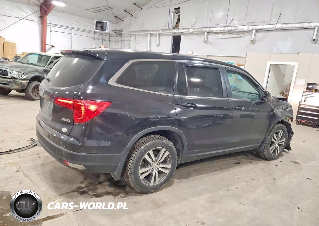 2018 Honda Pilot VIN:5FNYF6H71JB069188 - 3