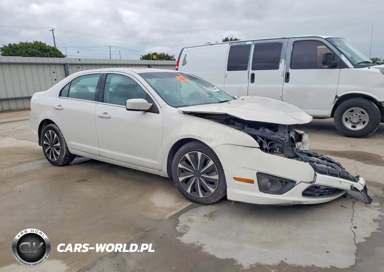 2010 Ford Fusion Se VIN:3FAHP0HA6AR184752 - 4