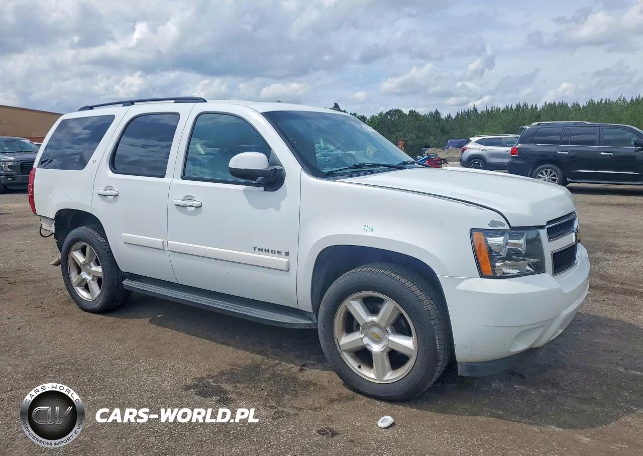 2007 Chevrolet Tahoe C1500 VIN:1GNFC13077J385541 - 4
