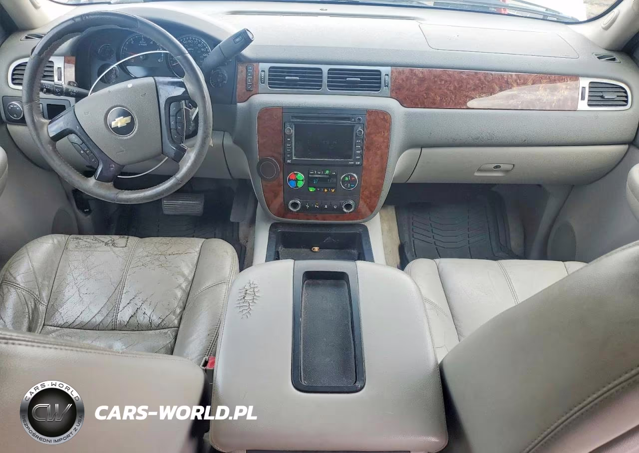 2007 Chevrolet Tahoe C1500 VIN:1GNFC13077J385541 - 8