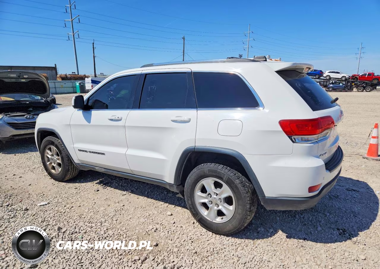 2017 Jeep Grand Cherokee Laredo VIN:1C4RJFAGXHC662004 - 2
