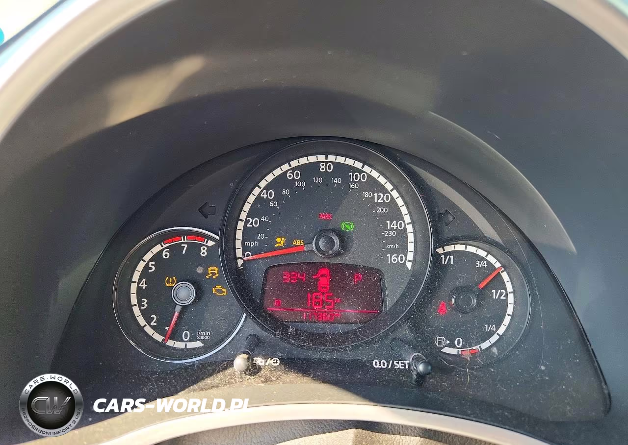 2013 Volkswagen Beetle VIN:3VWJP7AT0DM631266 - 9
