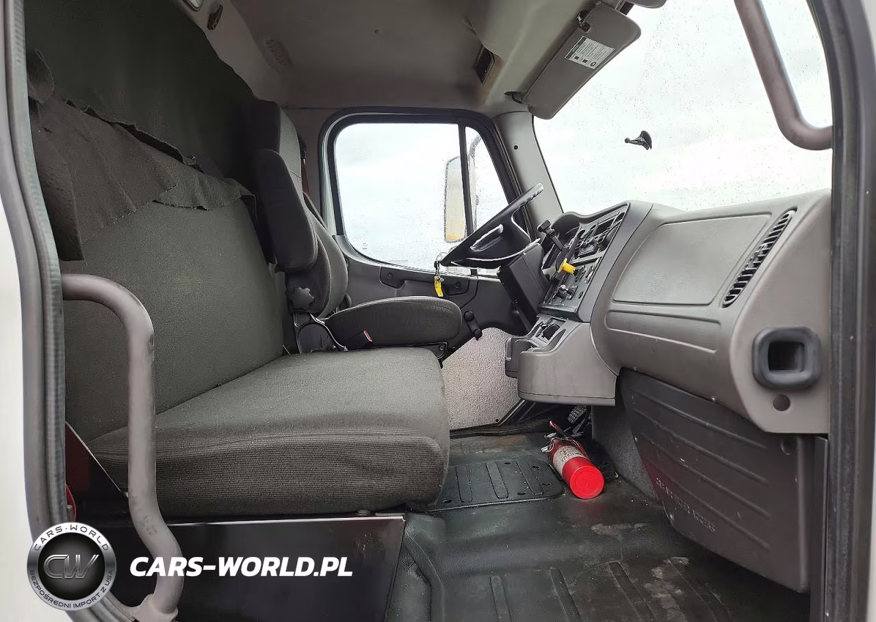 2015 Freightliner M2 106 Medium Duty VIN:3ALACXDT8FDGD6919 - 5