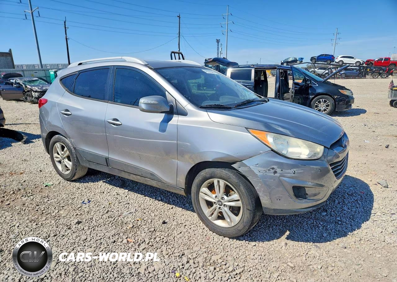 2012 Hyundai Tucson Gls VIN:KM8JU3AC2CU496950 - 4