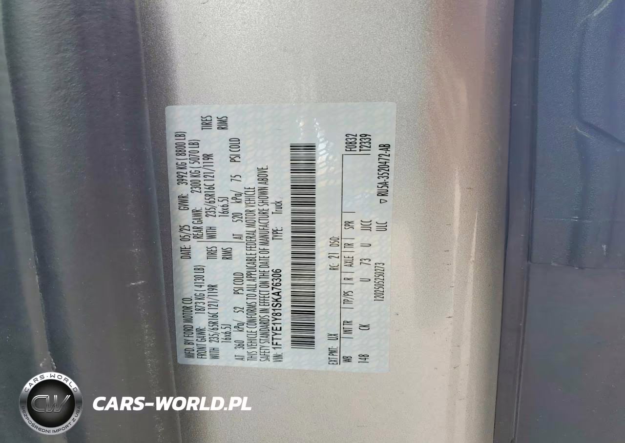 2025 Ford Transit 150 Delivery Van VIN:1FTYE1Y81SKA76306 - 13