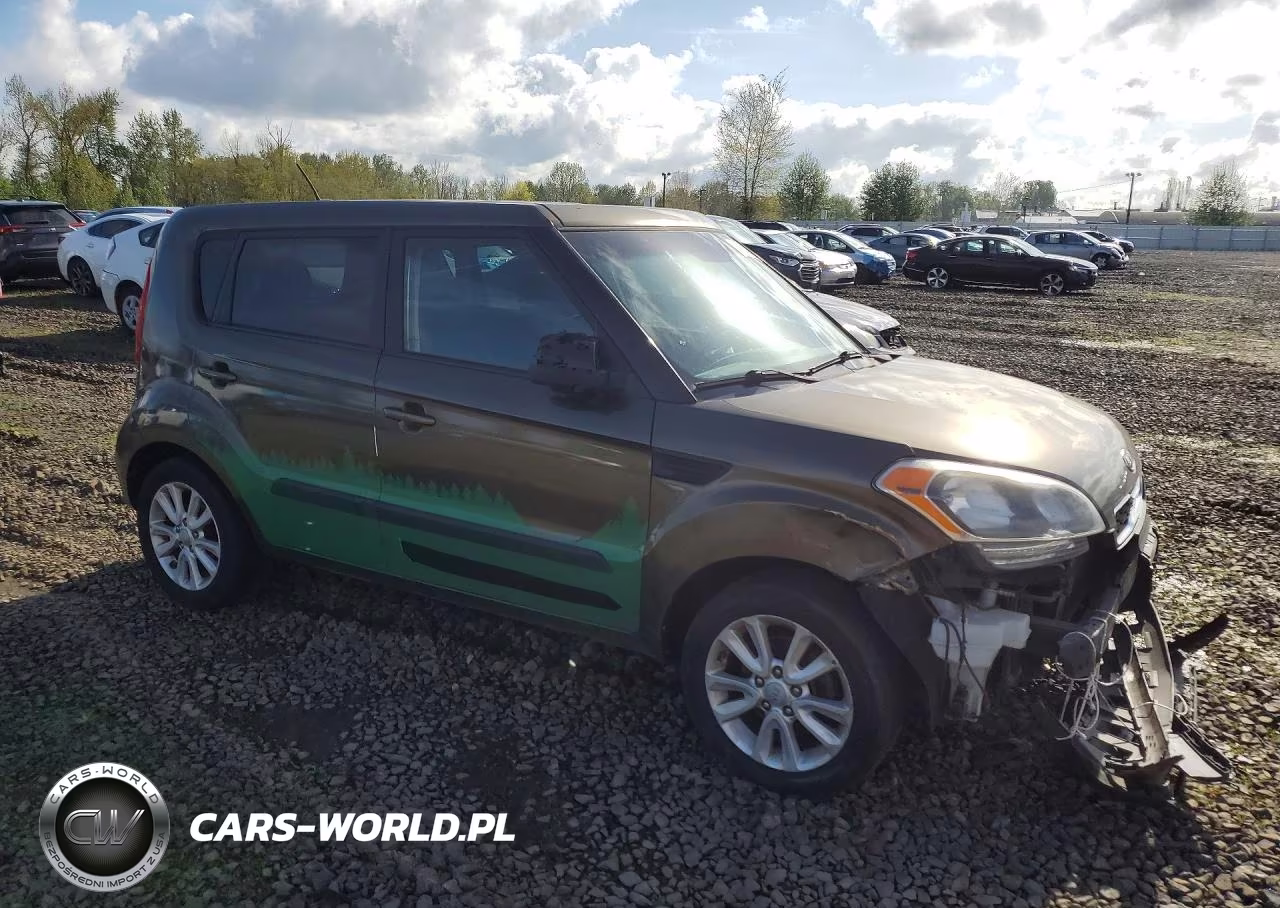 2012 Kia Soul + VIN:KNDJT2A61C7470608 - 4