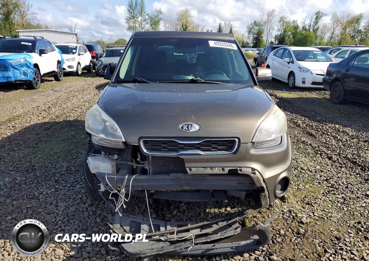 2012 Kia Soul + VIN:KNDJT2A61C7470608 - 5