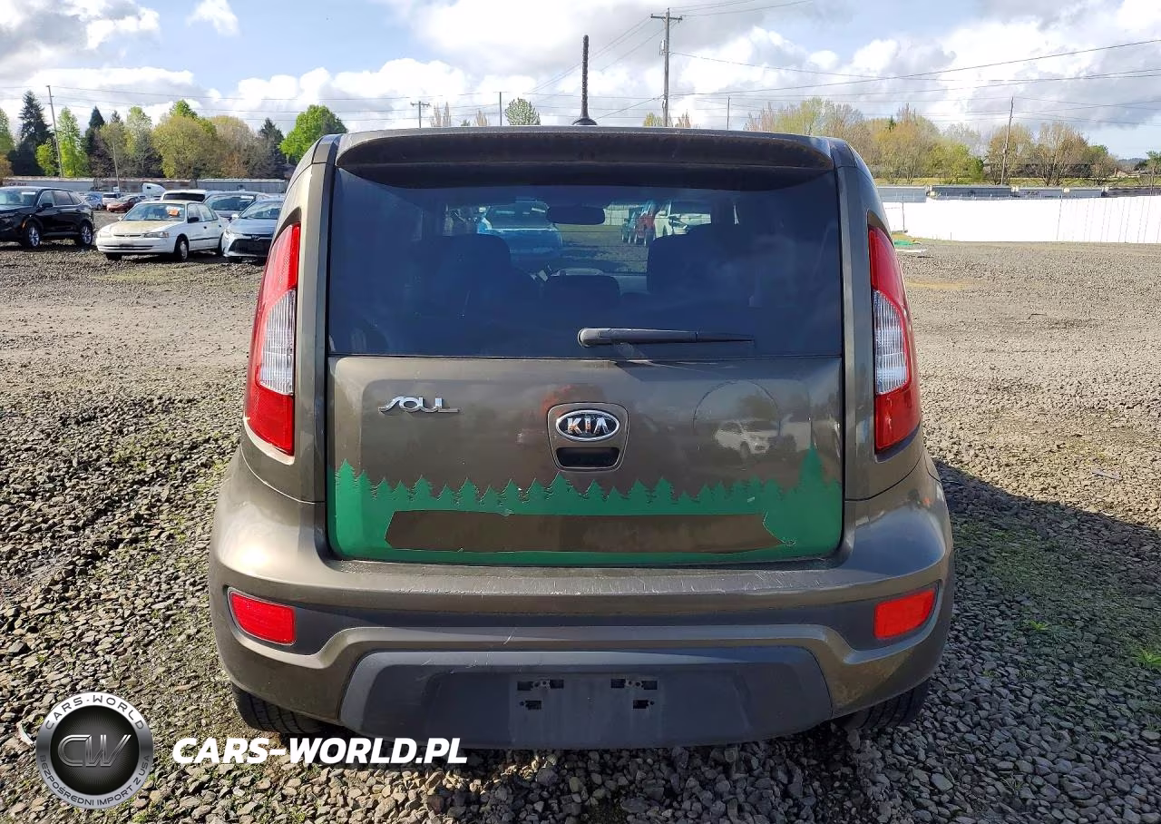 2012 Kia Soul + VIN:KNDJT2A61C7470608 - 6