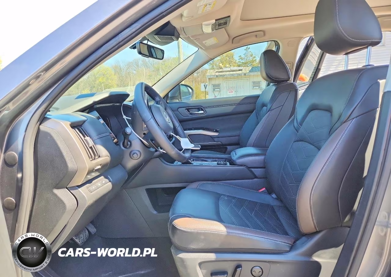 2025 Nissan Pathfinder Platinum VIN:5N1DR3DJ1SC284540 - 7