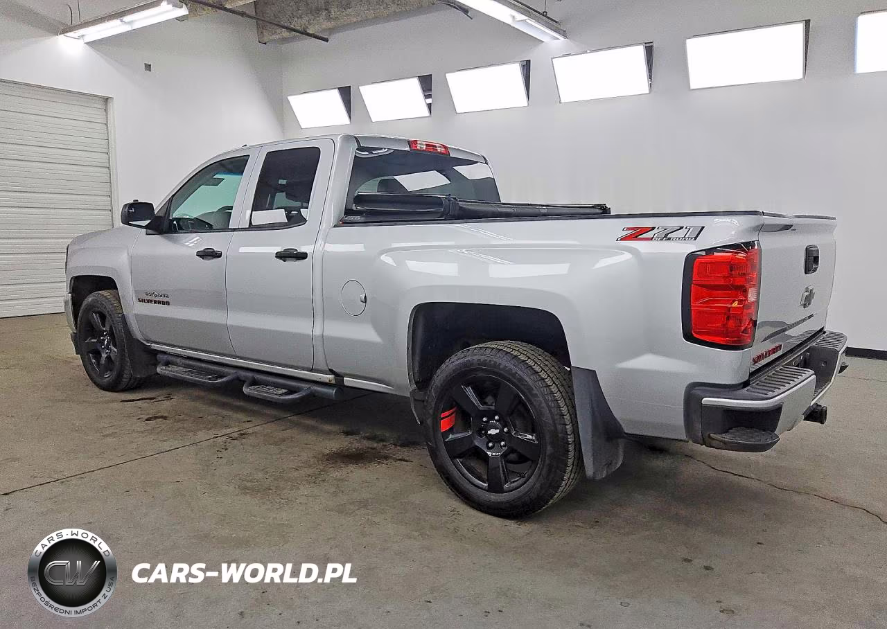 2018 Chevrolet Silverado K1500 Lt VIN:1GCVKREC4JZ126222 - 2