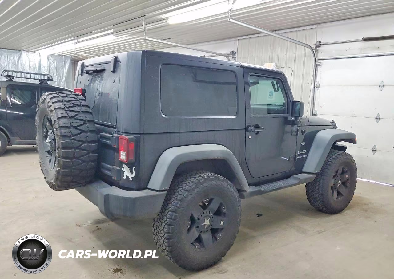 2010 Jeep Wrangler Sport VIN:1J4AA2D1XAL162146 - 3