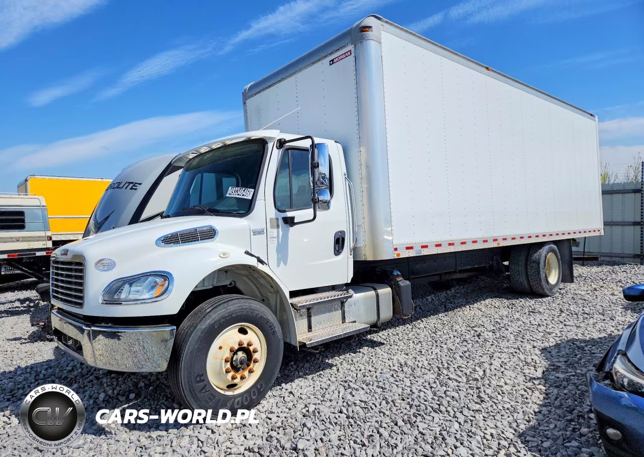 2018 Freightliner Business Class M2 Box Truck