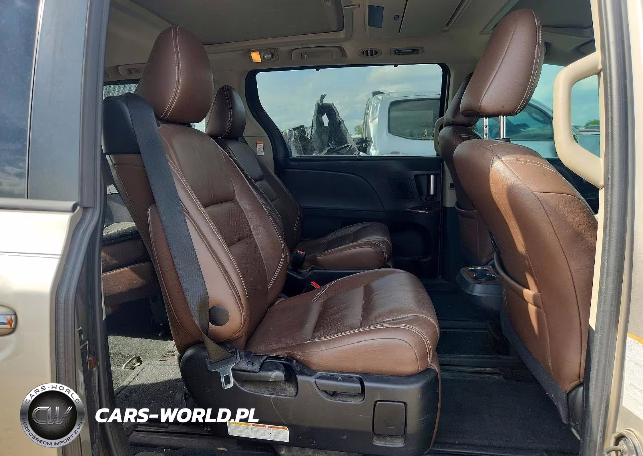 2016 Toyota Sienna Limited Premium 7-Passenger VIN:5TDYK3DC3GS765312 - 11