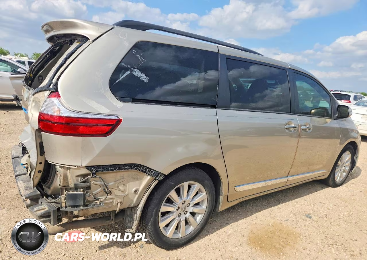 2016 Toyota Sienna Limited Premium 7-Passenger VIN:5TDYK3DC3GS765312 - 3