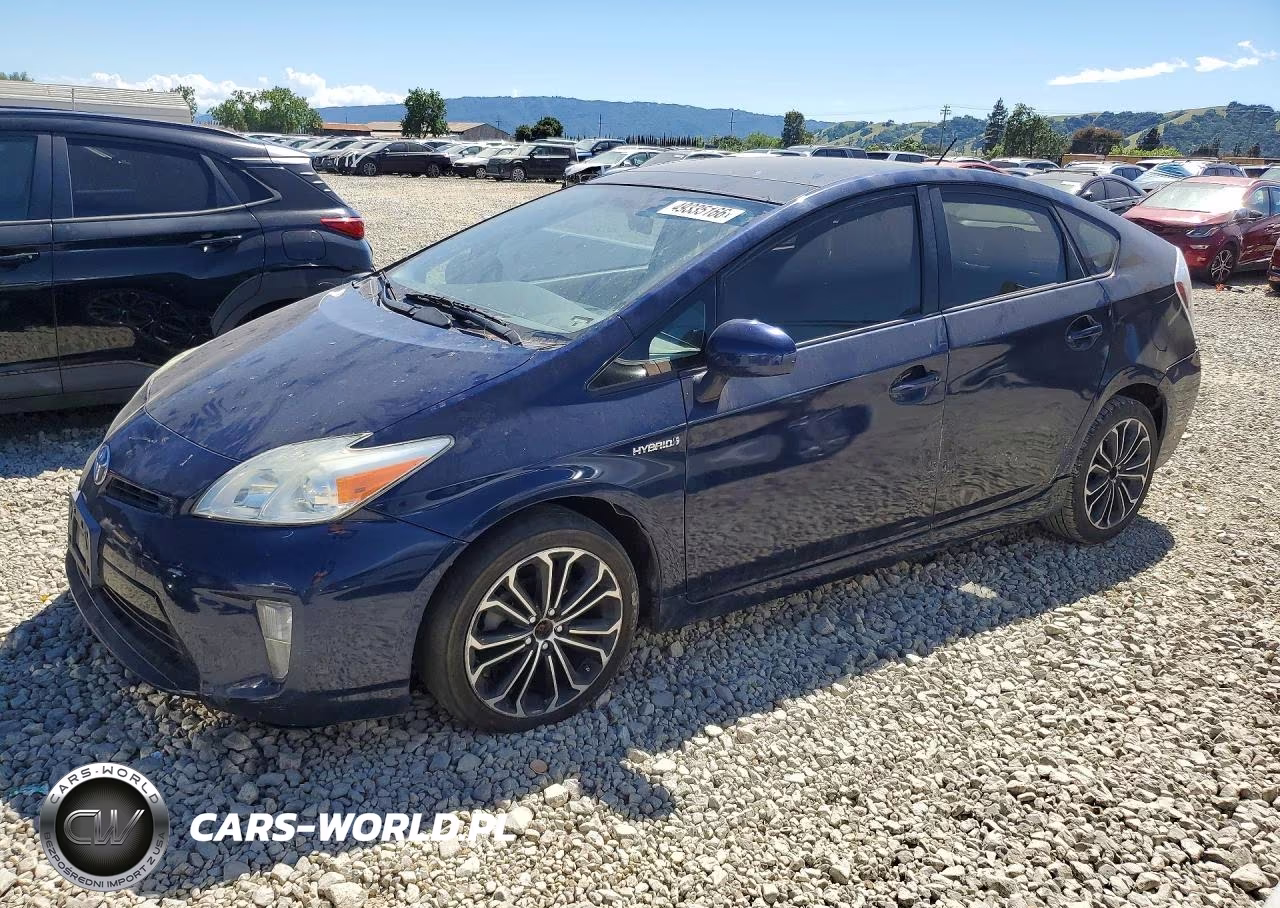 2013 Toyota Prius Three