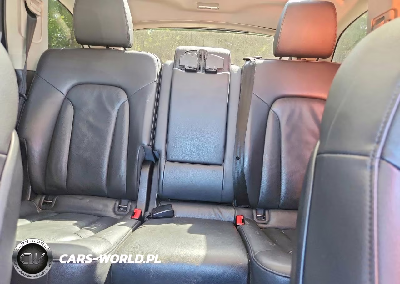 2014 Audi Q7 3.0T Premium VIN:WA1CGAFE9ED010439 - 10