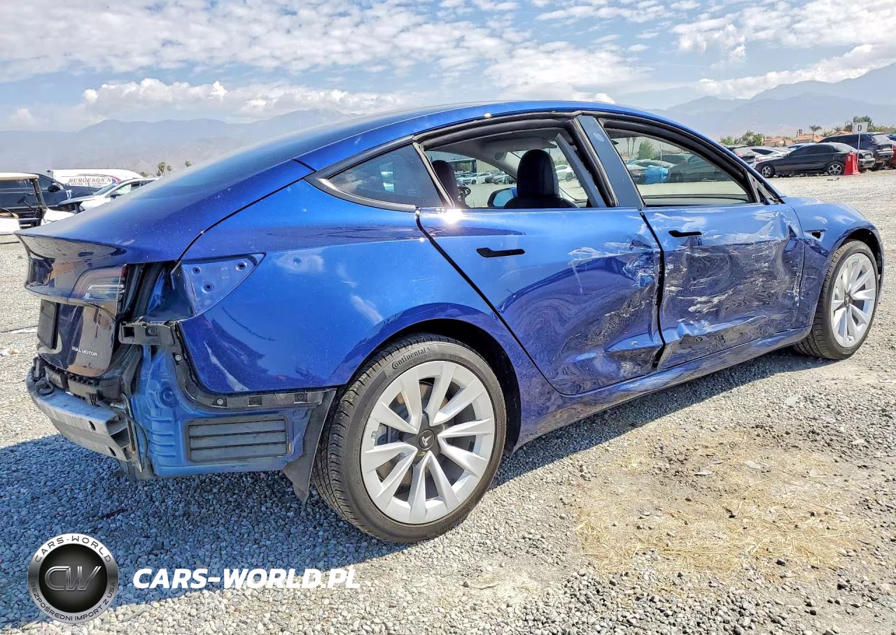 2022 Tesla Model 3 VIN:5YJ3E1EB6NF211002 - 3
