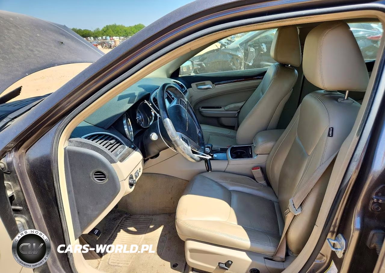2014 Chrysler 300 VIN:2C3CCAAG4EH340152 - 7