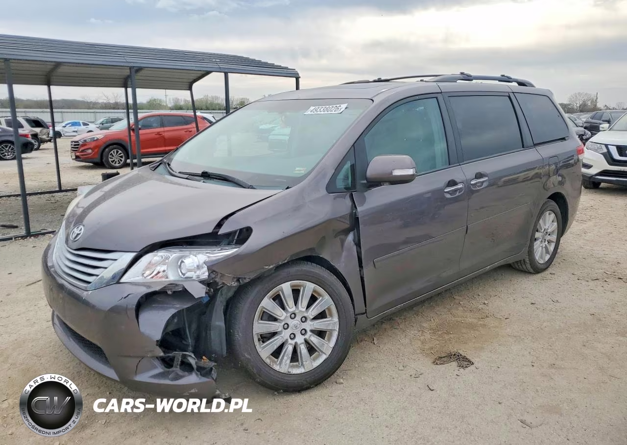 2013 Toyota Sienna Limited 7-Passenger