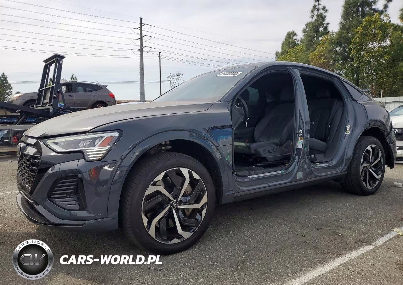 2024 Audi Q8 E-Tron Sportback Premium Plus