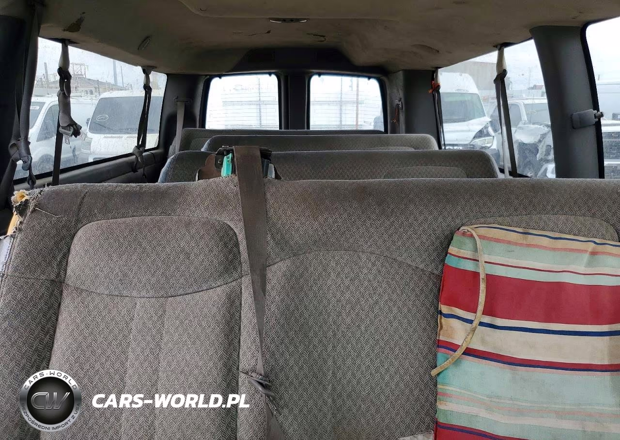 2006 Chevrolet Express G3500 VIN:1GAHG39U361142375 - 10