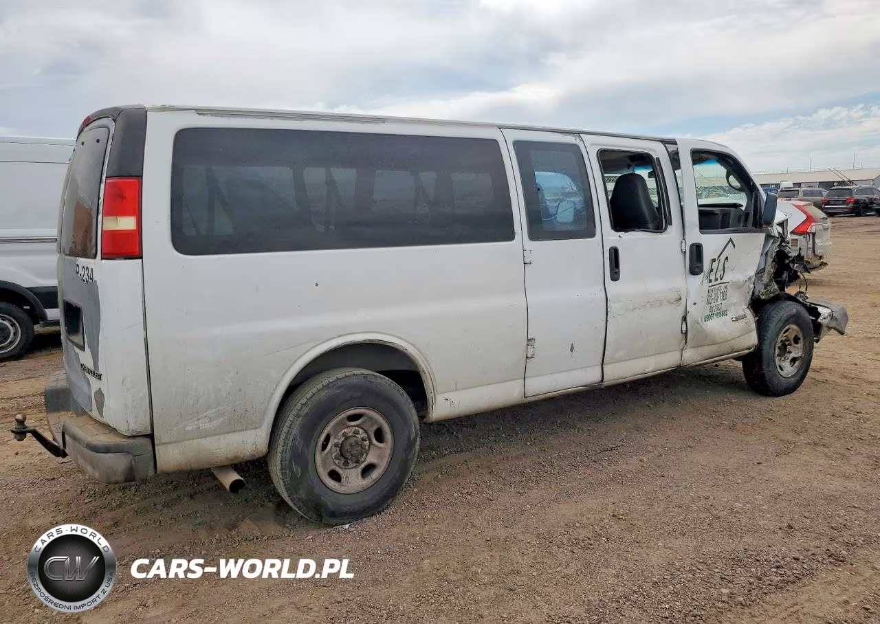 2006 Chevrolet Express G3500 VIN:1GAHG39U361142375 - 3