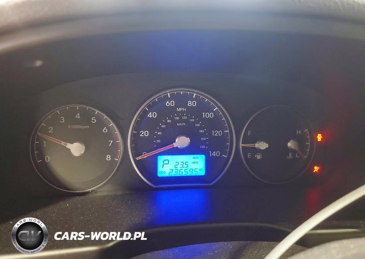 2011 Hyundai Santa Fe Gls VIN:5XYZG3AB6BG076369 - 9