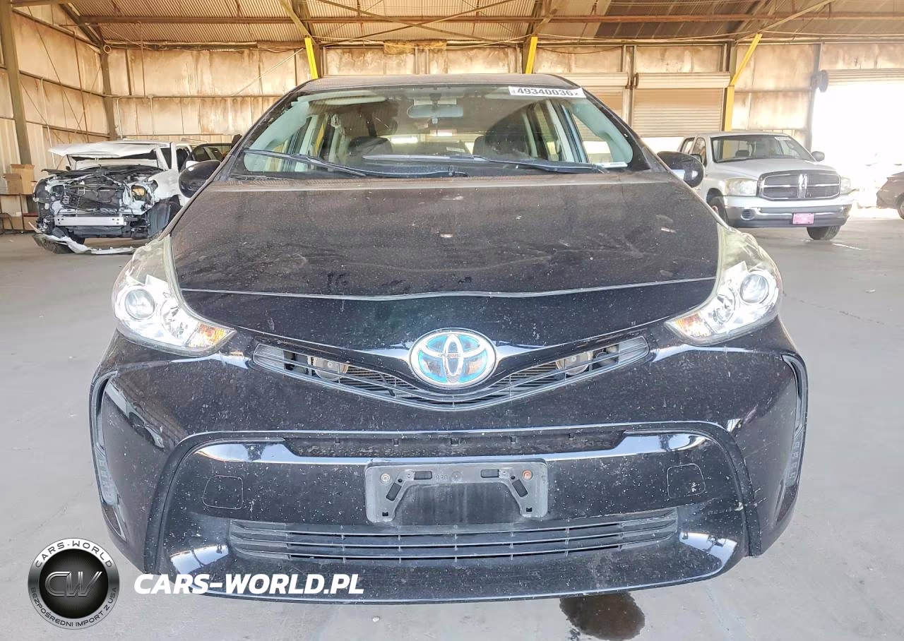 2017 Toyota Prius V Two VIN:JTDZN3EU2HJ064746 - 5