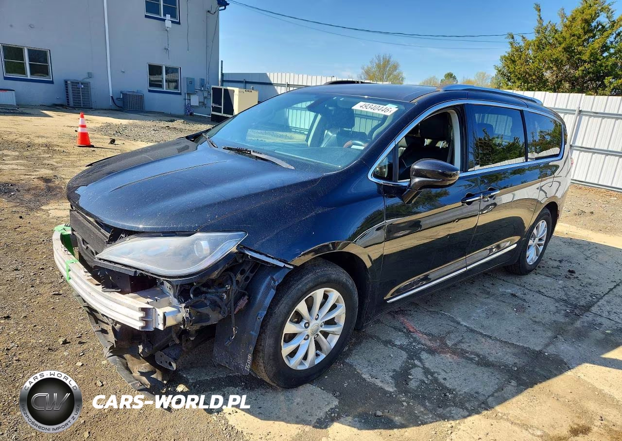 2019 Chrysler Pacifica Touring L