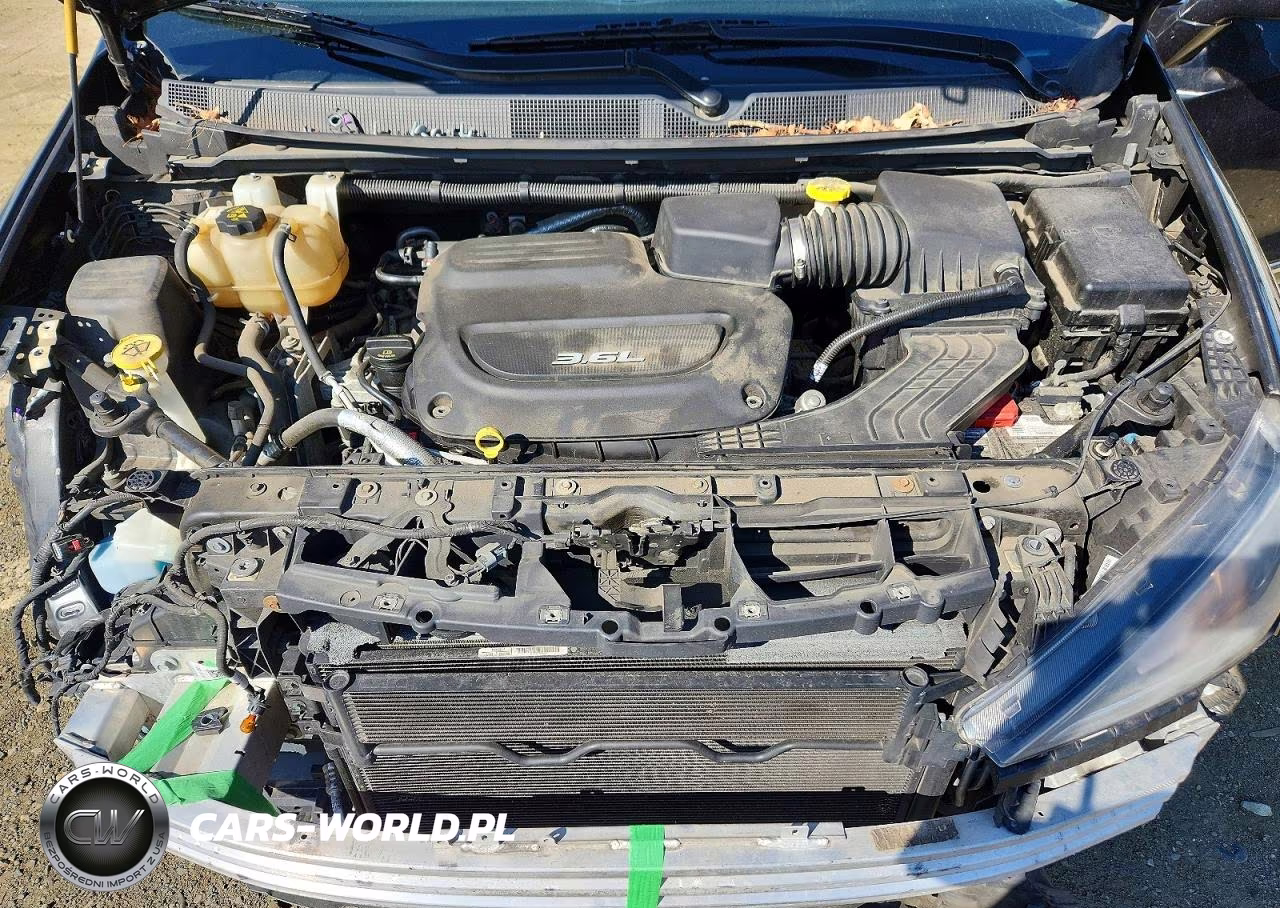 2019 Chrysler Pacifica Touring L VIN:2C4RC1BG2KR531501 - 12