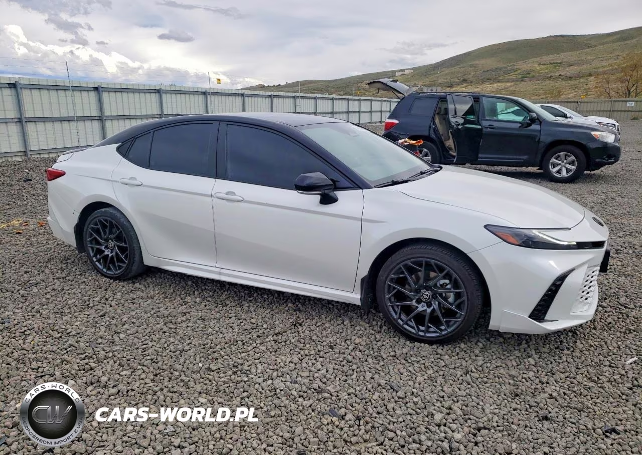 2025 Toyota Camry Xse VIN:4T1DAACK2SU078241 - 4