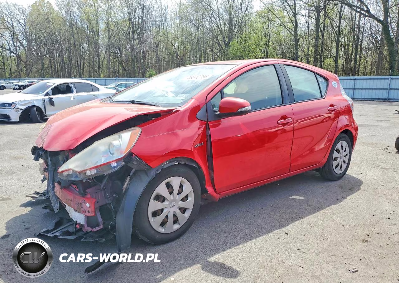 2013 Toyota Prius C Two