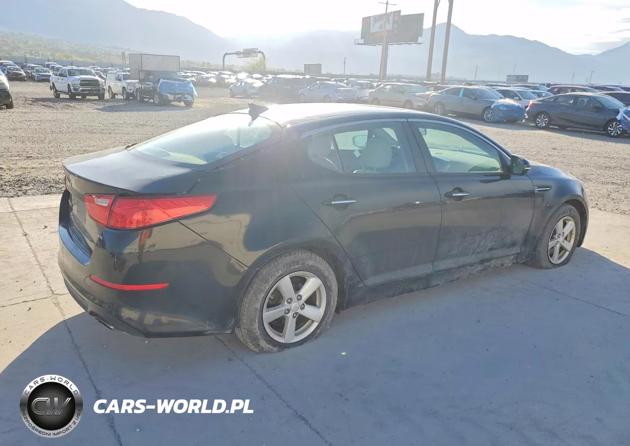 2014 Kia Optima Lx VIN:5XXGM4A79EG269089 - 3