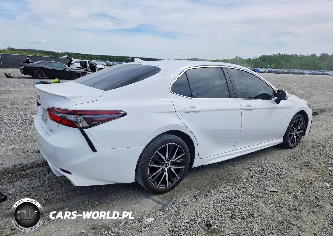 2023 Toyota Camry Se VIN:4T1T11AK0PU734636 - 3