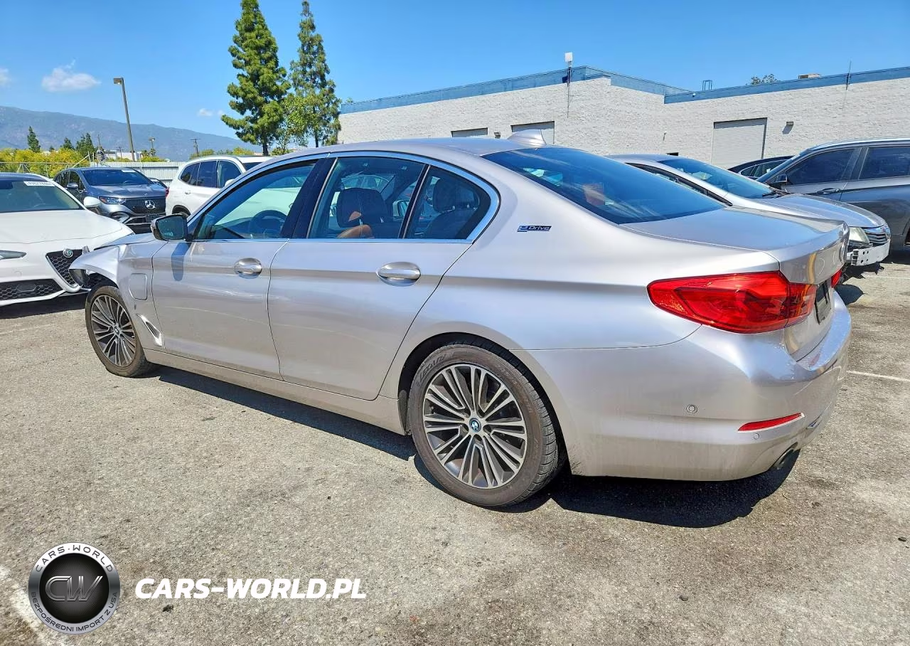 2019 BMW 530E VIN:WBAJA9C55KB398663 - 2