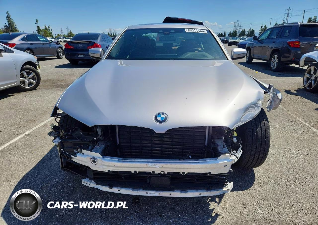 2019 BMW 530E VIN:WBAJA9C55KB398663 - 5