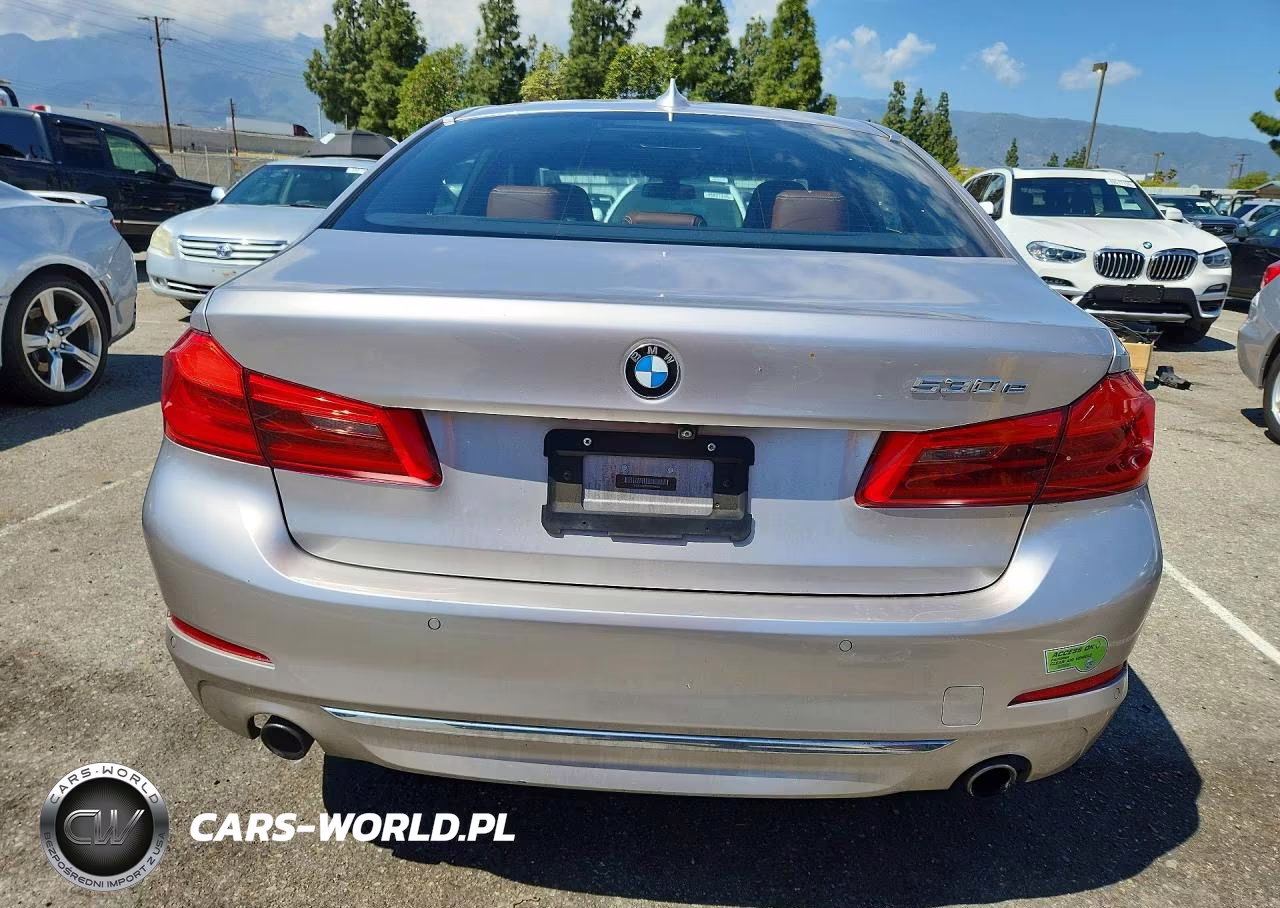 2019 BMW 530E VIN:WBAJA9C55KB398663 - 6
